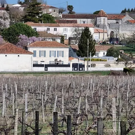 Maison Charentaise *