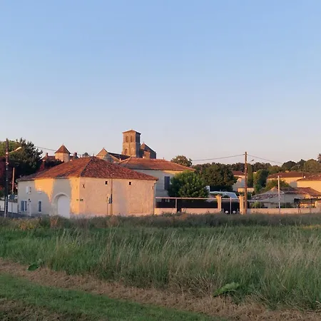 Holiday home Maison Charentaise