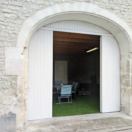 Maison Charentaise *