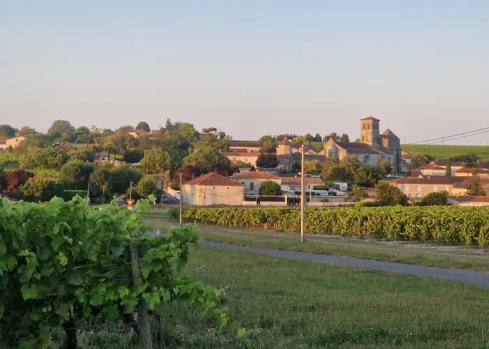 Maison Charentaise Juillac-le-Coq