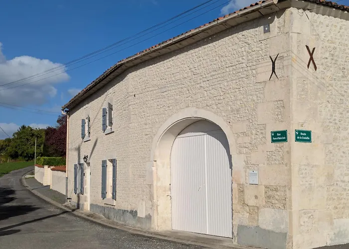 Semesterbostad Maison Charentaise Juillac-le-Coq