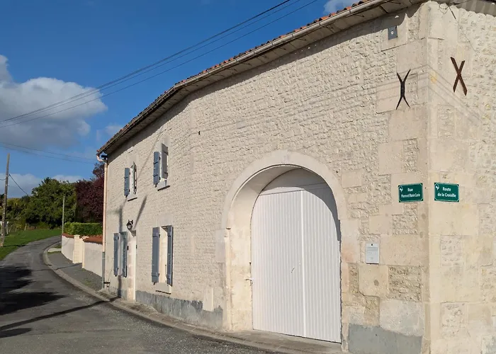 Maison Charentaise Juillac-le-Coq